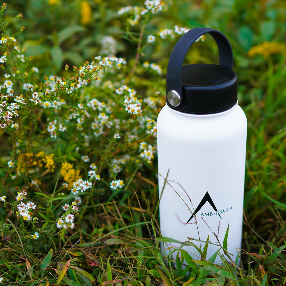 32oz. Water Bottle | Polar Bear | Ambersaria - High Quality, Stylish Drinkware